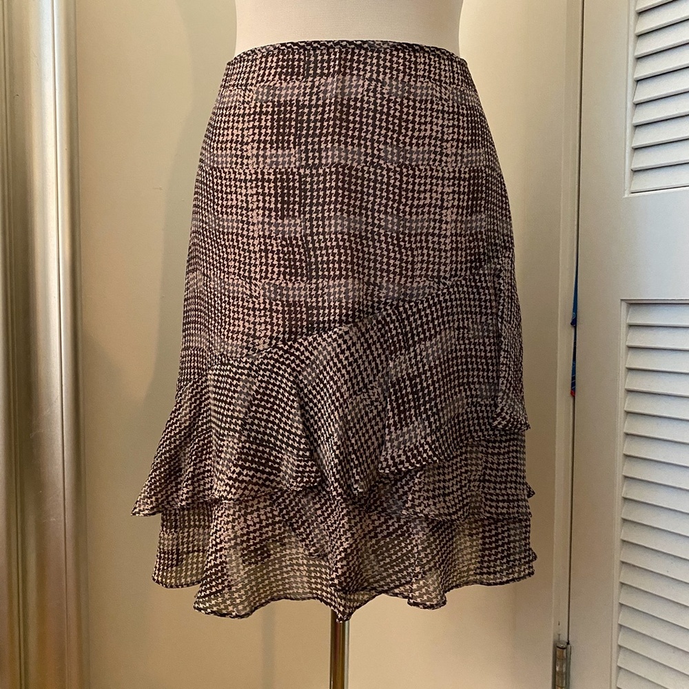 DKNY City Fitted Ruffle Silk Skirt